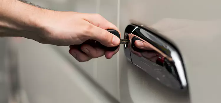 Why Choose Our Auto Locksmith Team in Bloomington, CA?